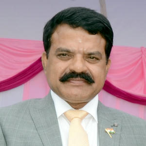 Dr M V Reddy